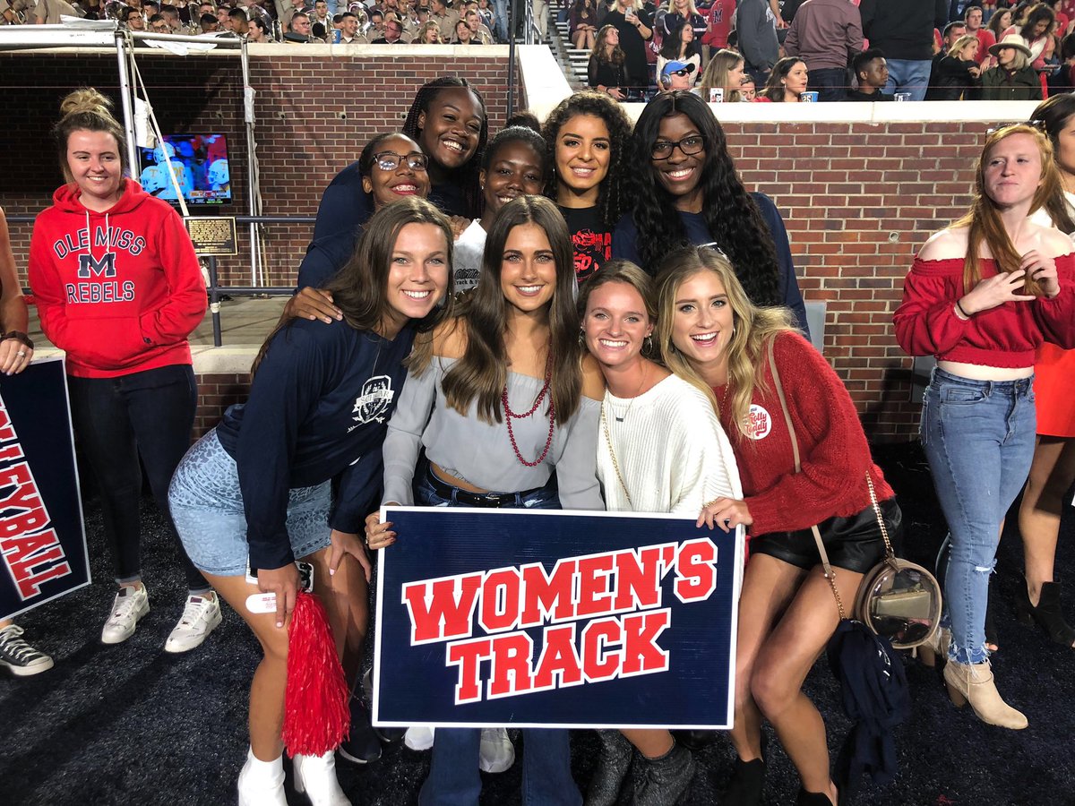 OleMissTrack's tweet photo. Ole Miss track/XC on the field tonight as part of the 3.0 GPA recognition 📚

#HottyToddy | #OneMore https://t.co/0GLv4tlpiL