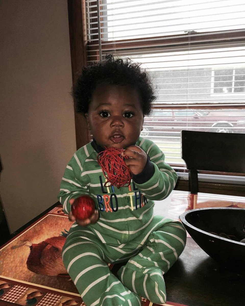MightyyBoss's tweet photo. Mommy lil tuk tuk π«π€π½he is my reflection the other half to my heart the reason I donβt sleep the reason I do this on repeat itβs BossTuk Day 5 years with you has been like having a star from high above My shorty been flexing since birth π€§π€π½ππ€©π #SunnySon https://t.co/rEpBaQTYo1