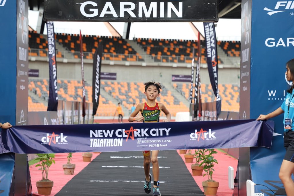 NewClarkCity's tweet photo. YOUNG YET FIERCE! These emotions were what we captured from the youths who swam, biked, and ran at the Kids' Triathlon.
#NCCTri
#ClarkItWorksLikeADream
#NewClarkCity https://t.co/mggfa2baTM