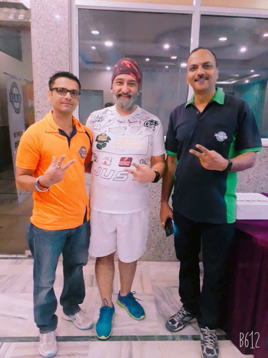 khushbuIIHM's tweet photo. What a way to celebrate #InternationalChefsDay with chef bali #iihmjaipur @IIHMHOTELSCHOOL .. We r ready for marathon for  good health...
#INDvSA  #myiihm
#sustainability #HospitalityRocks #foodfood #foodporn #cheftable #foodphotography #FoodWars #chefslife #chef @AADirIIHMDELHI https://t.co/mLkij0m1Dj