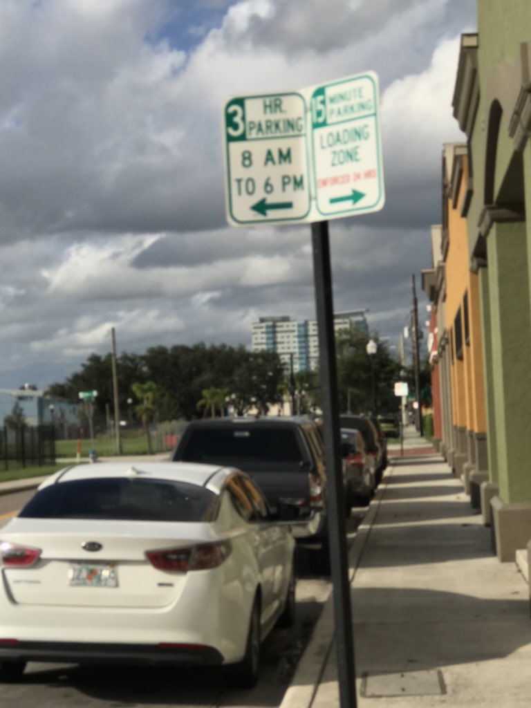 aj_2square's tweet photo. @DeRayDavis we stood here for a 1/2 hour trying to determine whether we could park. No one could figure it out. So we moved. #HowToActBlack #BlackPeopleObeySigns #HoodHero ๐๐๐ https://t.co/A0db54hGXM