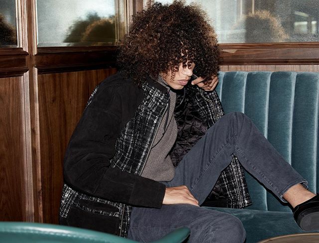 Getting Cozy This Weekend.
.
.
.
.
.
.
.
#cozyweekend #mensstyle #fallstyle #saturdaystyle #saturdaynight #saturdaynightlook #mensjacket ift.tt/35Pce5A