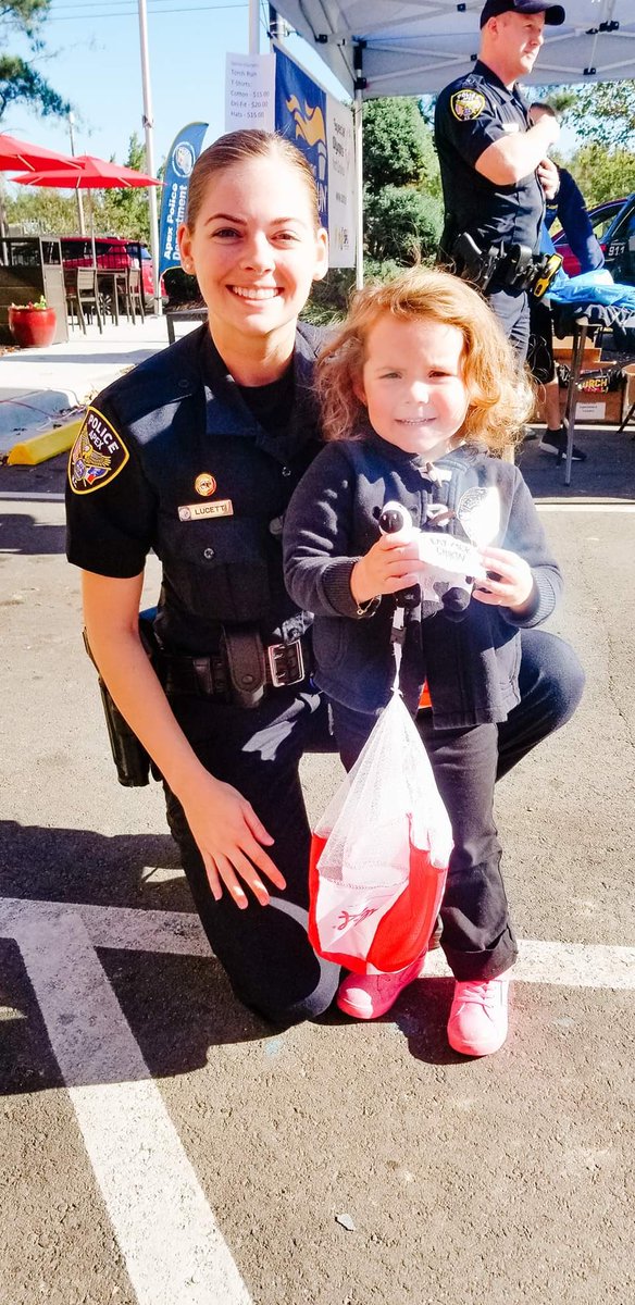 ChiefLetteney's tweet photo. @ApexPolice Officer Lucetti made a new friend yesterday at our #CopsOnTop event to support @SONorthCarolina! Thanks to our community for your support and donations! https://t.co/Qqsnt6JLjn