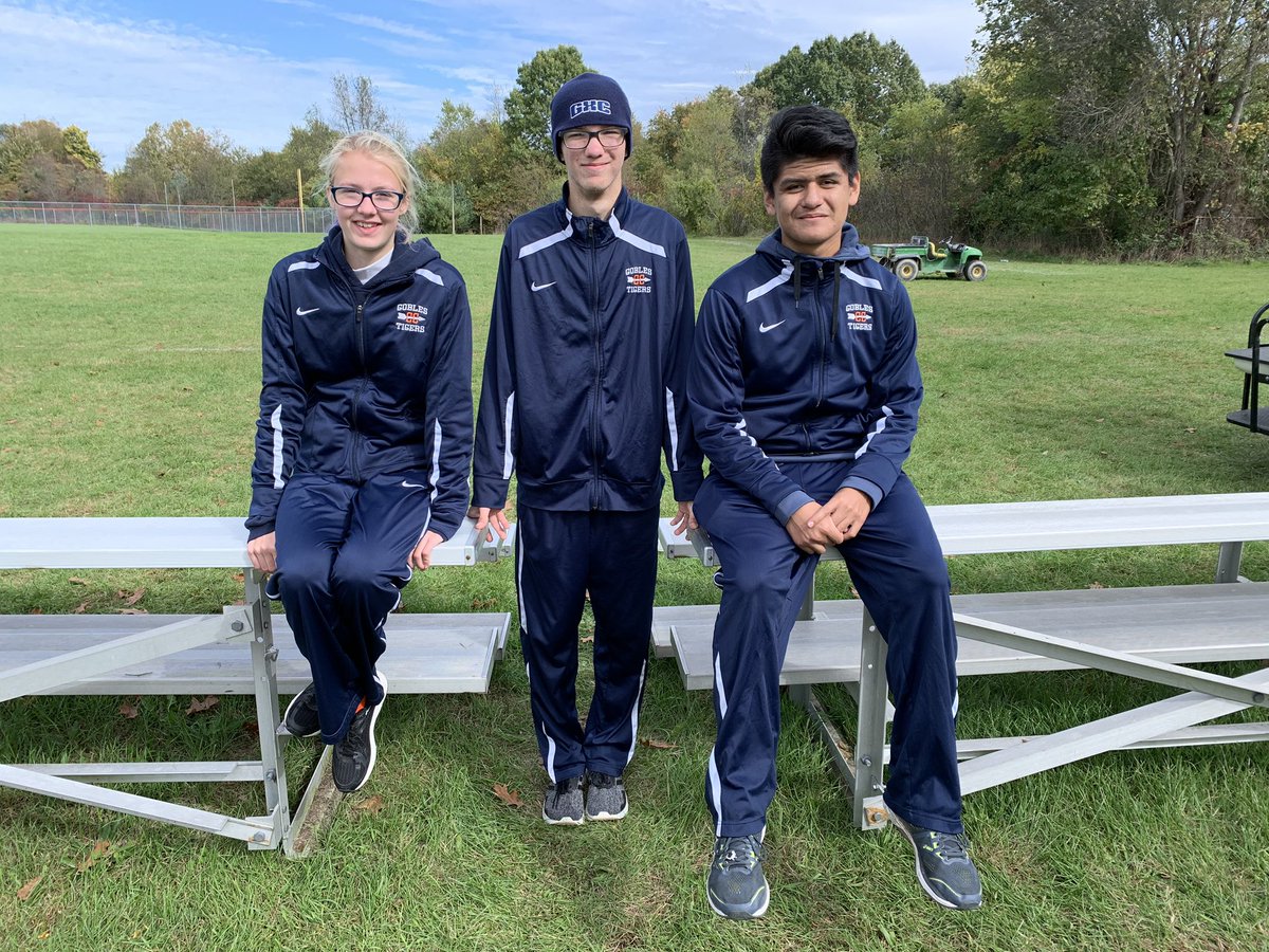 GoblesXC's tweet photo. Great day at Little Guys Invite. Thank you seniors, Alana, Gavin and Cesar. https://t.co/oF3Jn3FjgI