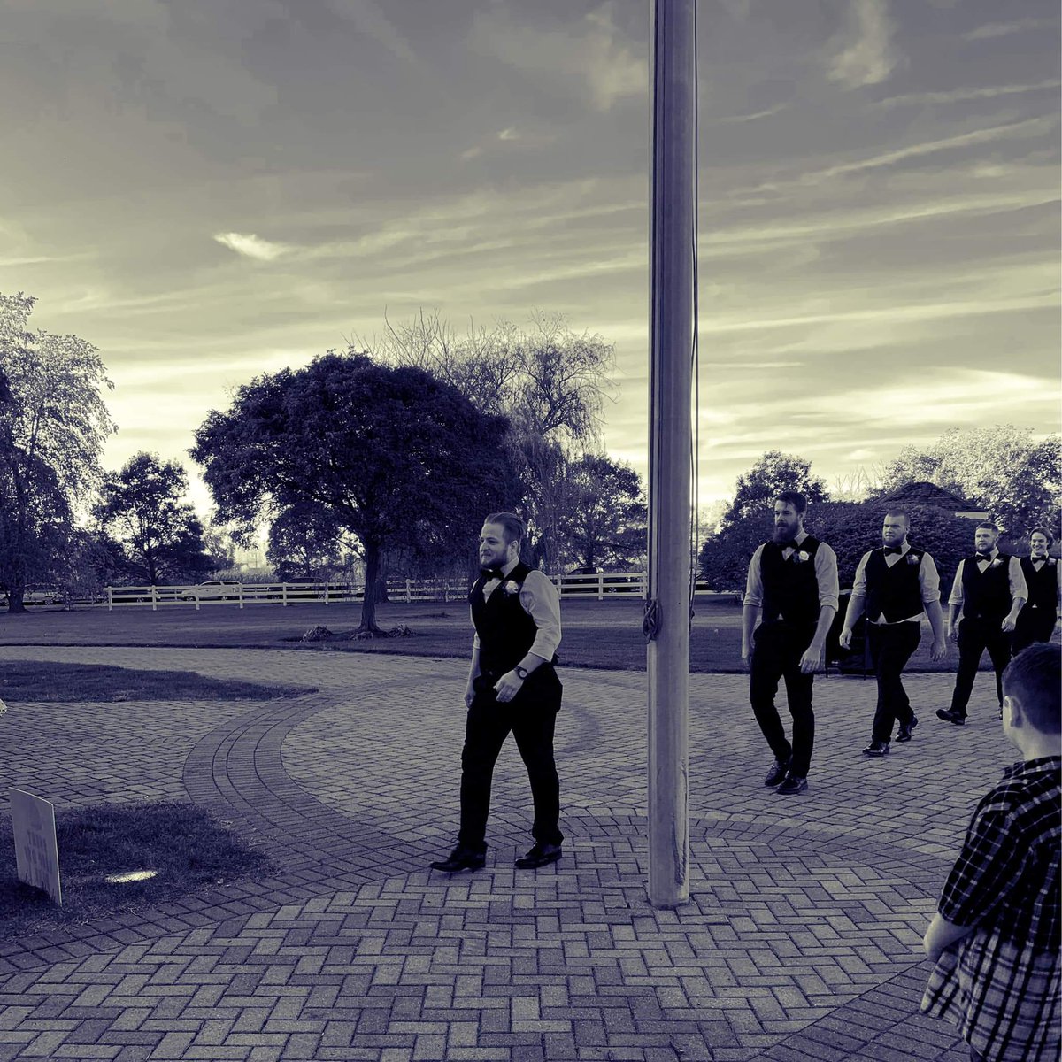 RBerry214's tweet photo. Just a teaser from the best wedding I have be in. https://t.co/WupHKzReJi