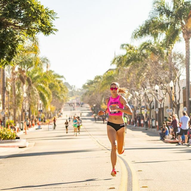 VenturaMarathon's tweet photo. Congratulations to all our 5k, mile and kids race runners today! Thanks for an amazing Ventura weekend kickoff 🙌🙌 #lexuslaceup #venturamarathon #ventura 📸 @seanryanphotos https://t.co/nVko1c5QuK https://t.co/LhYEorrlhC