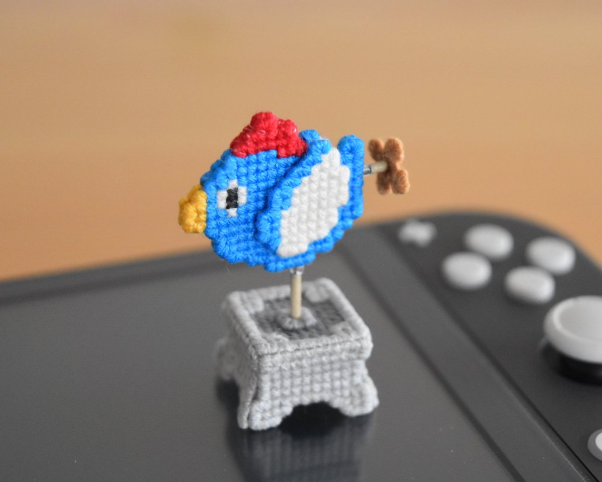 「ゼルダの伝説 夢をみる島」のクリア記念に、メーベの村の風見鶏を作りました。くるくる回ります。 #クロスステッチ  #8bit_shugei #ゼルダ手芸部