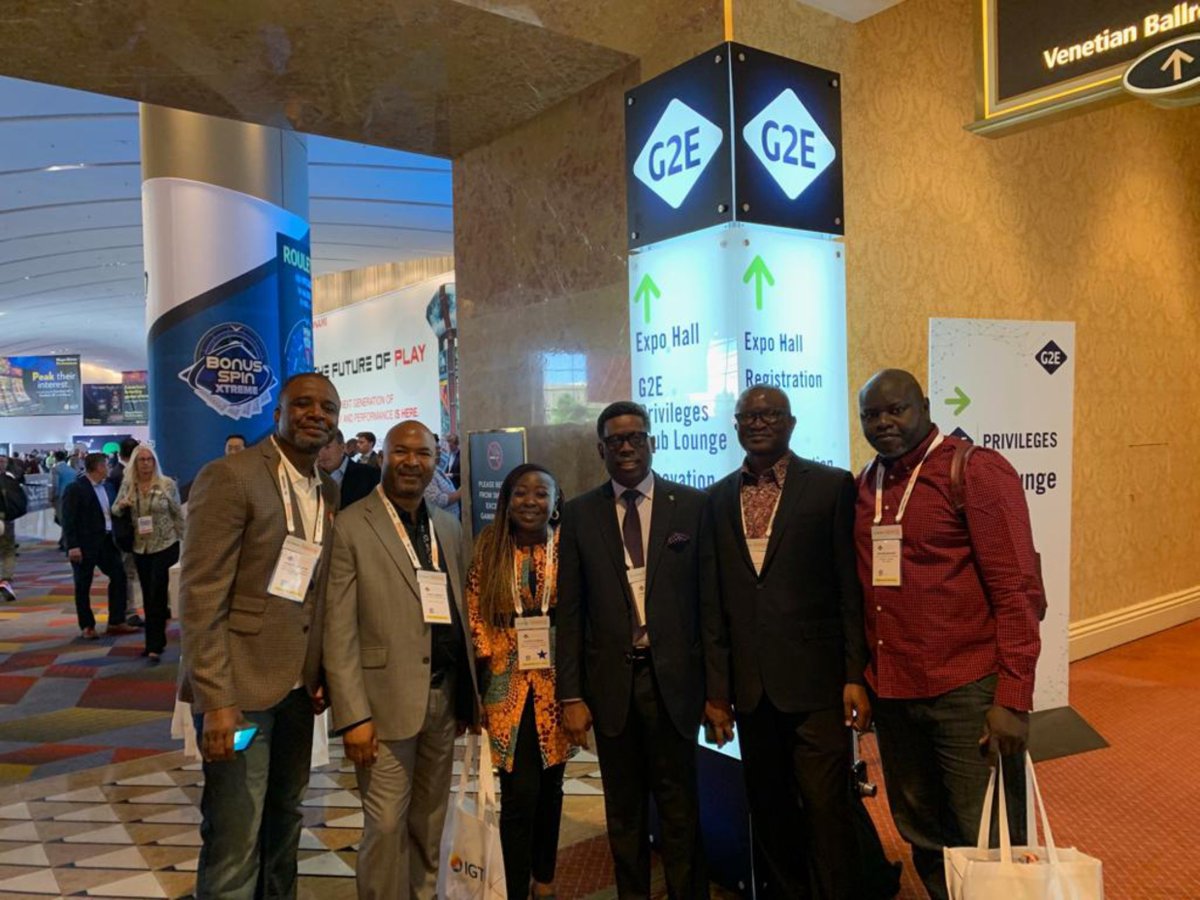DG, NLRC, Lanre Gbajabiamila (3rd r) flanked by members of the NLRC delegation to the 2019 Global Gaming Expo at Las Vegas, USA

#gamingExpo #globalgamingexpo #nlrc #lottery #gaming #bet