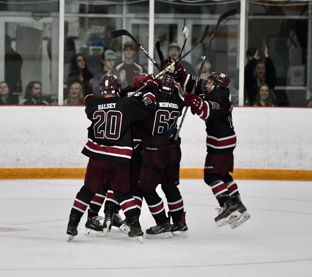 tamuicehockey's tweet image. Aggies win by a score of 1-0. #BTHOtu