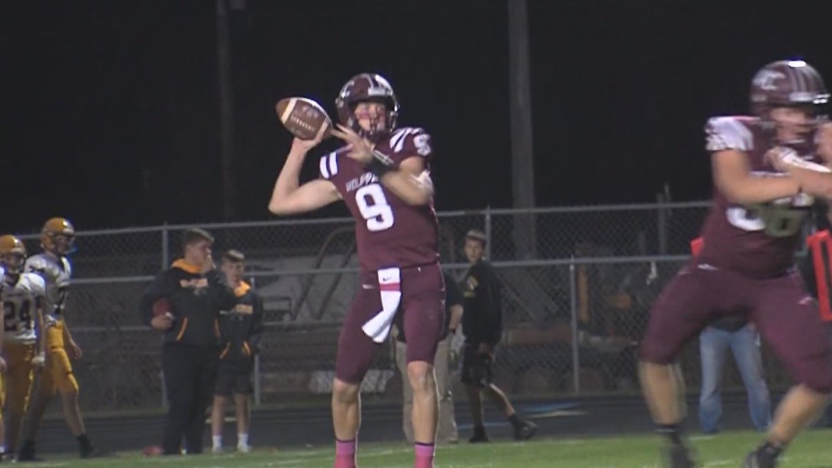 SportsZoneKCAU9's tweet photo. GAME OF THE WEEK

@GCRamFootball VS @OABCIG

OR

@WcWolfpackFB VS @West_LyonFB
 
OR

@WolverinesSOS vs @BlackhawksFB

Vote below ⬇️ for which matchup you want to see featured as our game of the week!! https://t.co/meV8aFLqCB