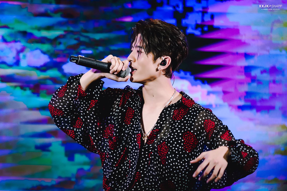 tyffyfiify's tweet photo. SF Plus Event | 16.10.2019
.
มุมข้างๆดีต่อใจเสมอ 👍🏼😘
.
#SFplusTRINITY
#TRINITY_TNT
#PorscheSivakorn
#XXSIVK https://t.co/HSoNY1d4i5