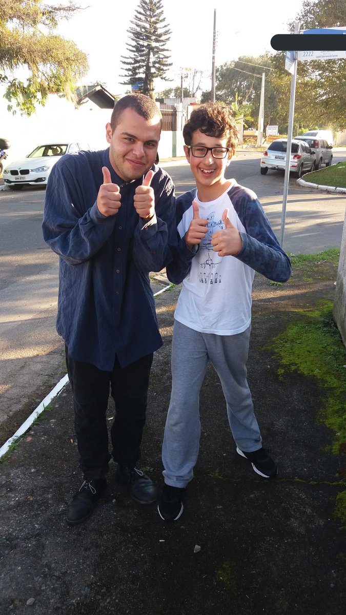 KusterMiau's tweet photo. Eu tinha 12 anos, eu tinha o sonho de conhecer o gostoso do maicon
Eu achei a casa dele pelo maps, e fui até lá, eis o resultado de 2 anos atrás https://t.co/Z0DBkaU6hR