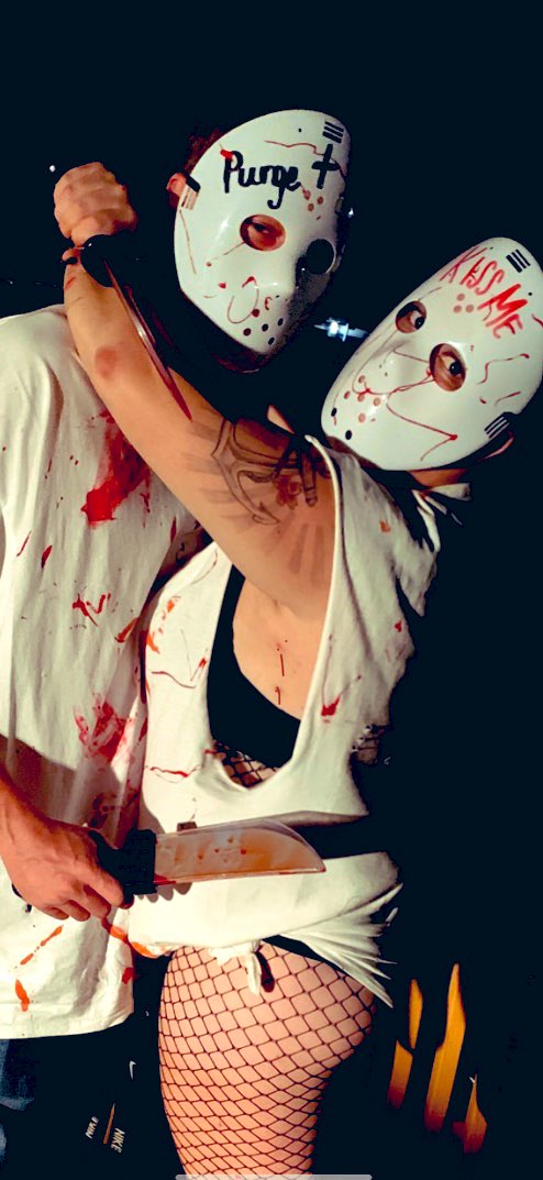 cpryorr's tweet photo. I’d kill for you ♥️💋🔪 https://t.co/WcQrgdaOps
