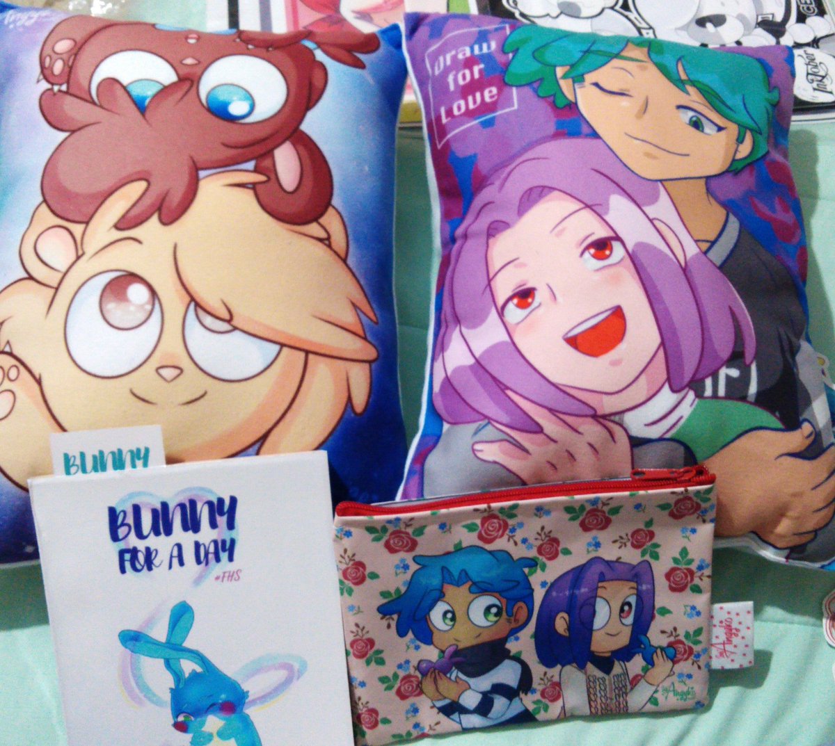 KaikoAngel's tweet photo. #FHSMEXICO muchas gracias por tan bella experiencia y aunque me tuve que ir temprano, fue glorioso haber podido estar con ustedes y volver a ver las senpai's @DrawForLove @LadyAngyko y finalmente conocer a la bella de @Amisempai1!! https://t.co/gEji8mtgJE