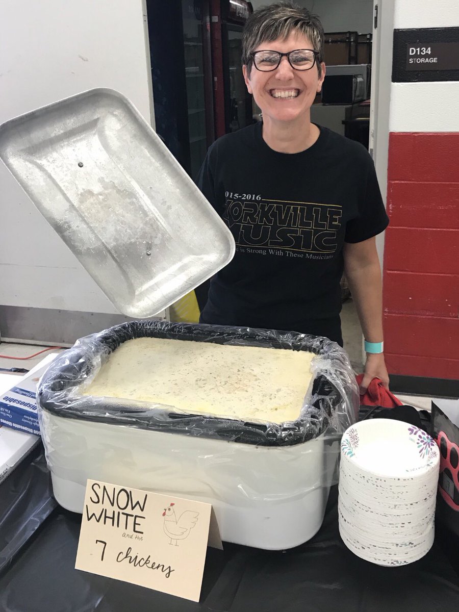 Y115musicboost's tweet photo. Taking 1st place (a specially engraved cutting board and oven mit) at tonight’s Red Paw Chili Supper fundraiser is “Snow White &amp; the 7 chickens” 🥇 This white chili was a hit! - Thank You to everyone who made chili, brought food, and volunteered time! #Y115Music #MusicBoosters https://t.co/sjnVJBhlEc