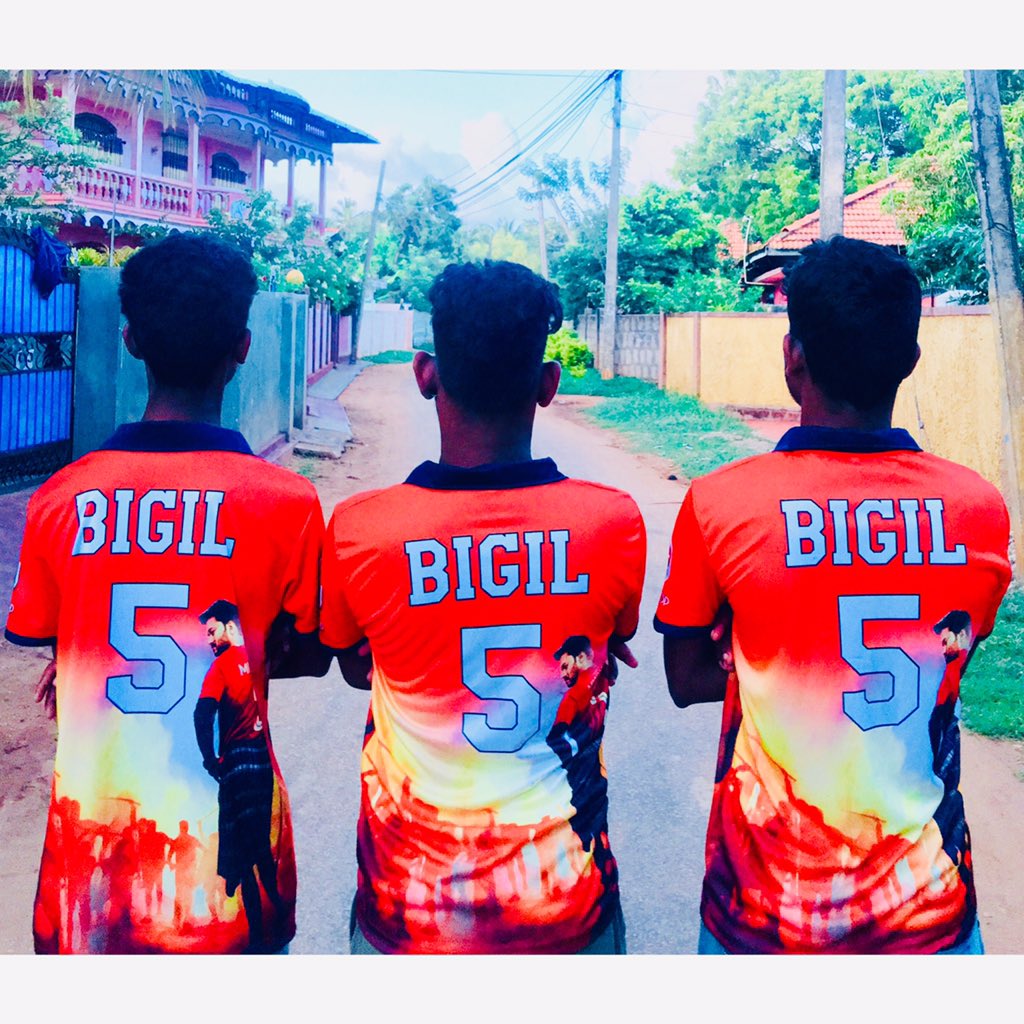 MchlDh1's tweet photo. #தளபதி_புள்ளிங்கோ 

#உழைத்திடு______உயர்ந்திடு #உன்னால்_____முடியும் 

#அகில இலங்கை விஜய் நற்பணி மன்றம்.        #பிகிலேலேலேலேலே https://t.co/VQDlgJq3JW