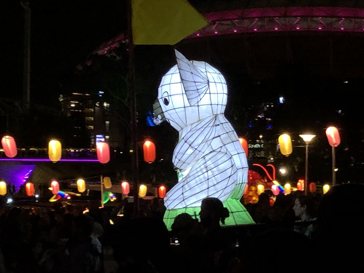 COHUTTspace's tweet photo. #MoonLantern #Festival @OzAsiaFestival at the #RiverTorrens @AdelaideFesCent https://t.co/vH8kvb543b