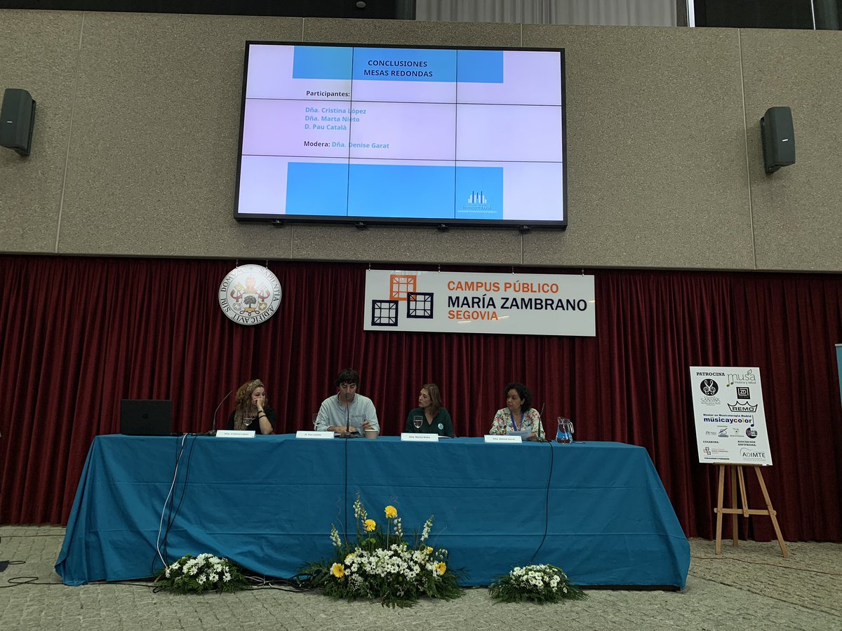 viicnmt19's tweet photo. Dña. Cristina López, D. Pau Català y Dña. Marta Nieto comunican las conclusiones de las mesas redondas realizadas durante el VII Congreso Nacional de Musicoterapia. Modera Dña. Denise Garat #musicoterapia #viicnmt19 #musictherapy #congreso https://t.co/02YBLceWHj