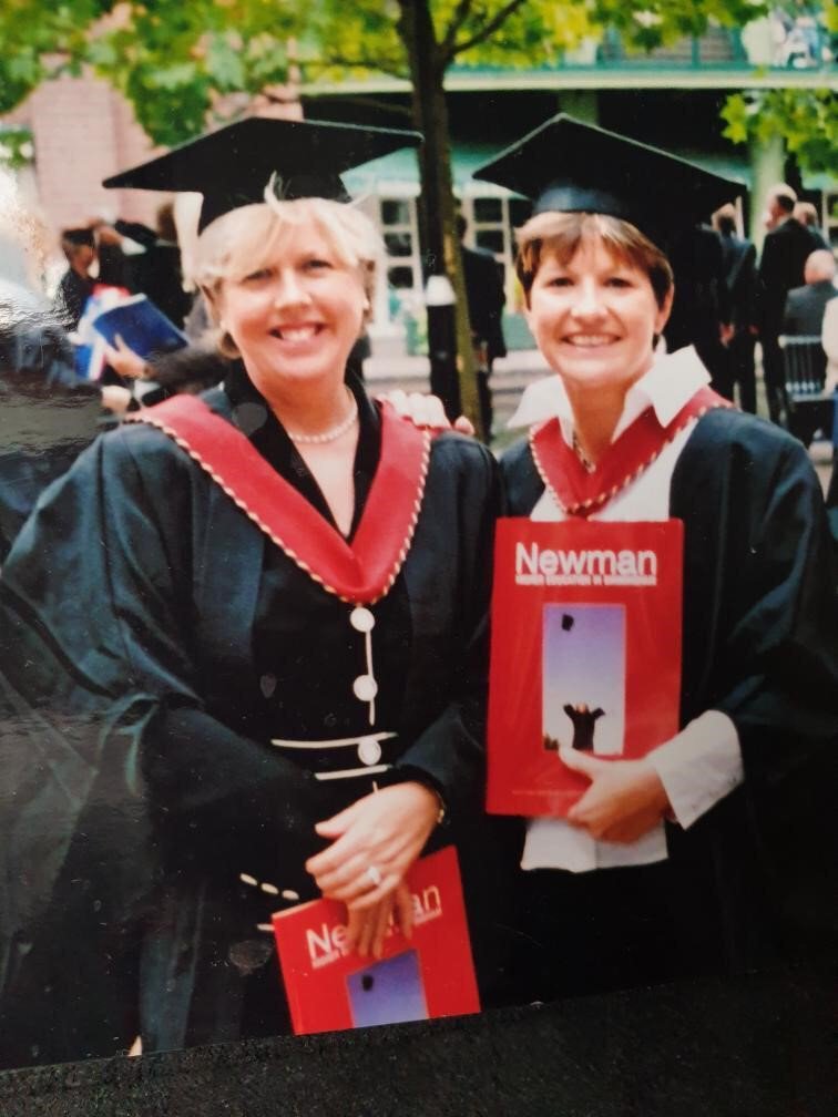 Newman_Uni's tweet photo. We love it when our graduates send stories like this through! We just had to share! ♥️

Sharon graduated in 2005 as a mature student &amp; met her best friend on the first day of her course. 😍

We'd love to hear your stories, comment below 👇or DM us. 

#NewmanGraduation https://t.co/cP5HfiTFLz