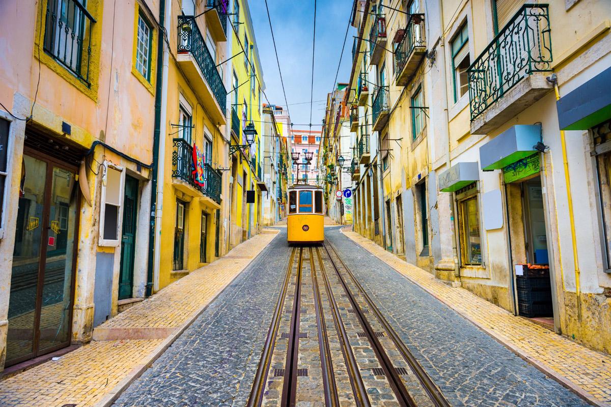 puntomice's tweet photo. Travel Advisor Guild anuncia su Encuentro entre Amigos 2019 que tendrá lugar en #Lisboa los días 23 y 24 de octubre, dicho #eventprof reunirá a #profesionales de la industria para participar en un #networking colectivo para seguir estrechando lazos #eventprofs @tadvisorsguild https://t.co/plbm6BbYdM