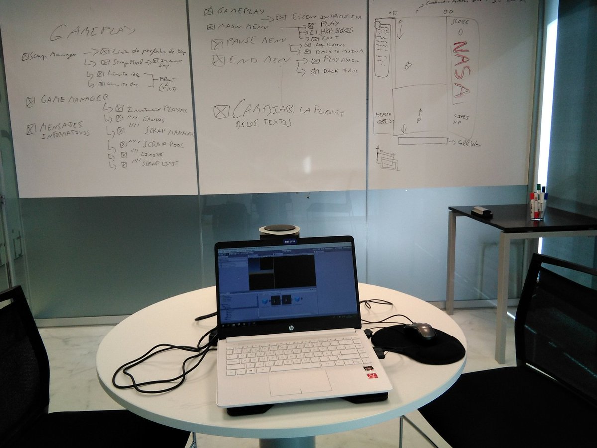 LokiGameDev's tweet photo. Últimos retoques #spaceappschallenge #NasaSpaceApps @SpaceAppSVQ https://t.co/yVlJMKBuNF