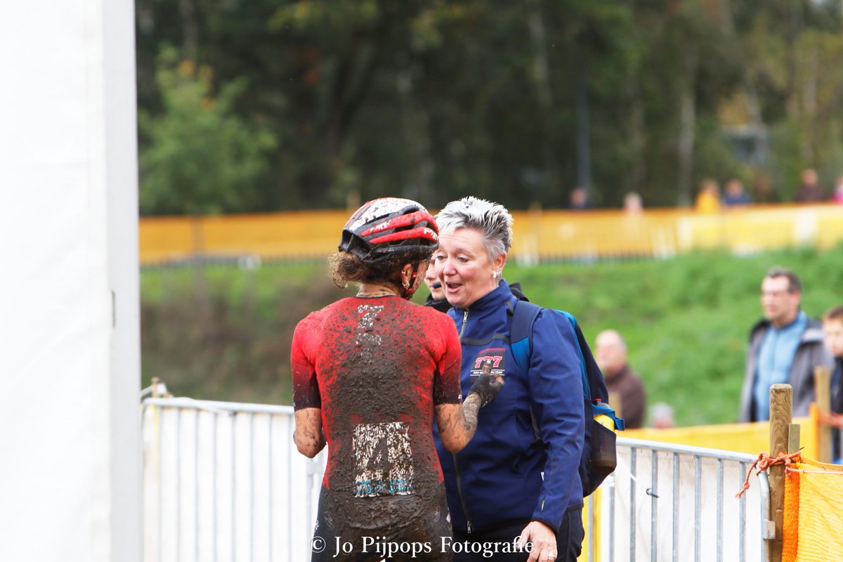 JoPijpops's tweet photo. Go @AliceMArzuffi  #aliceMArzuffi #AMC #arzuffi #777CXTEAM https://t.co/GTToqaWuk3