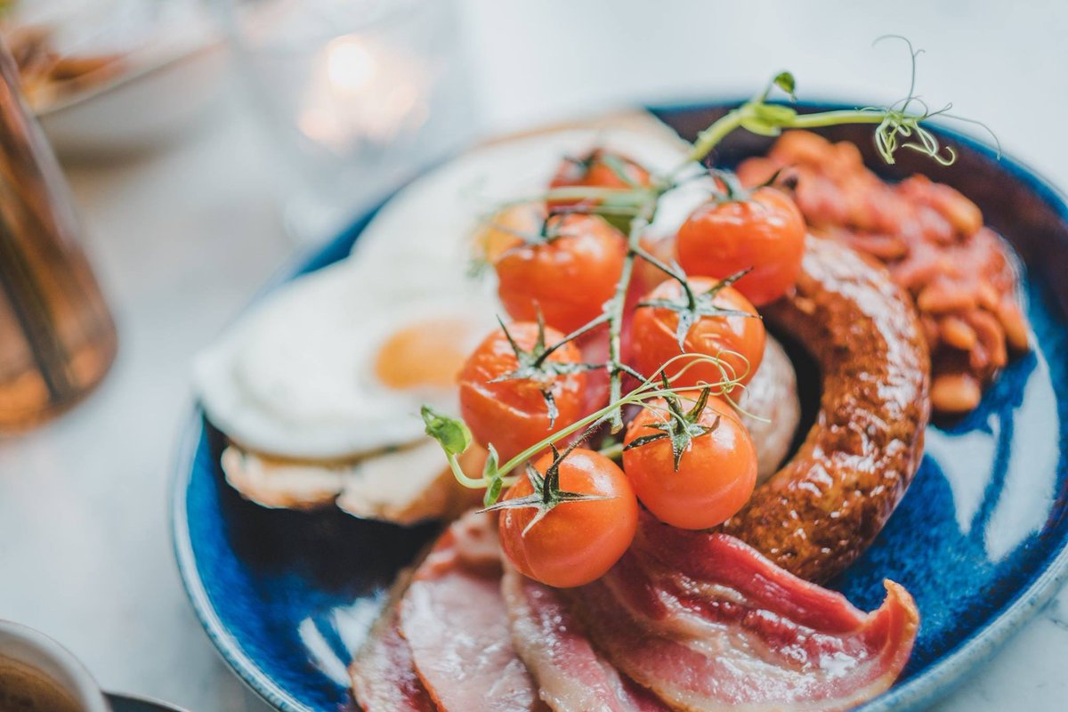 plaupreston's tweet photo. Sunday... Brunch then down to the vaults for ambient sounds with @concretetapes #chilledsundays #plaubar #experimentalmusic https://t.co/5XEeMyYOE2