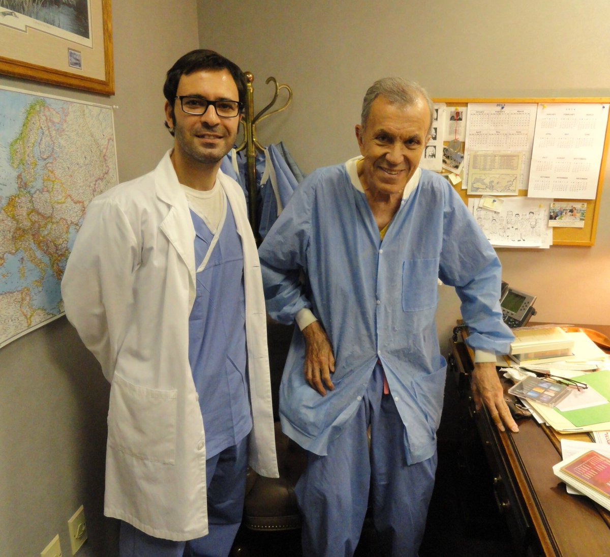 DrFPolo's tweet photo. 2 años ya del fallecimiento del Dr.Atasoy. Se le conoce sobre todo por su colgajo de avance en los dedos, pero una de sus pasiones fue estudiar y tratar el Síndrome del Desfiladero Torácico, del que publicó innumerables trabajos y fue referencia mundial. #ídolo #cmki #kleinert https://t.co/KqtBmBGqc7