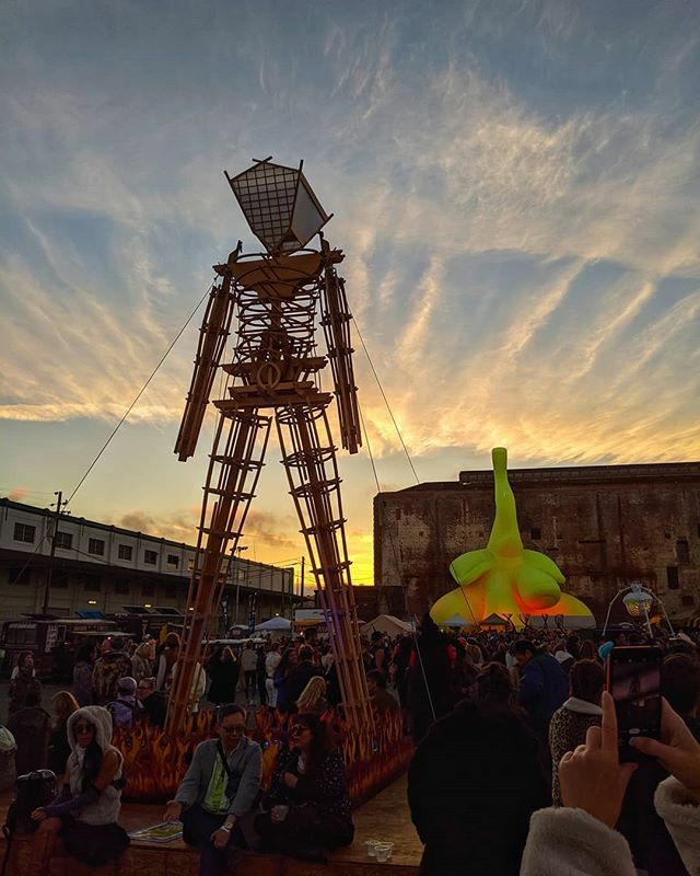 motorbikematt's tweet photo. Decompressed
19-Oct-2019
#burningman #sfdecompression #sf #decompression#sfdecom #theMan #sunset #slotnik #beautifulastronaut #BMwebcast https://t.co/ERfcor3nm5
