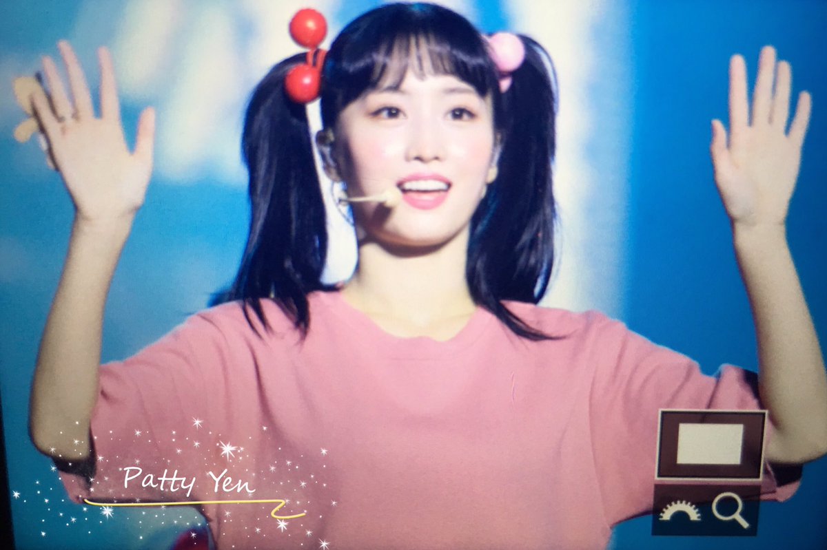 YenPatty's tweet photo. 191020 #Twice Fan meeting preview
#쯔위 #미나 #사나 #채영
美女裝扮LINE(? 🥰🥰 https://t.co/e5zvQD01yA