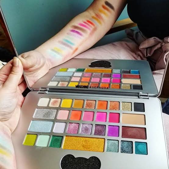 moschino sephora laptop palette