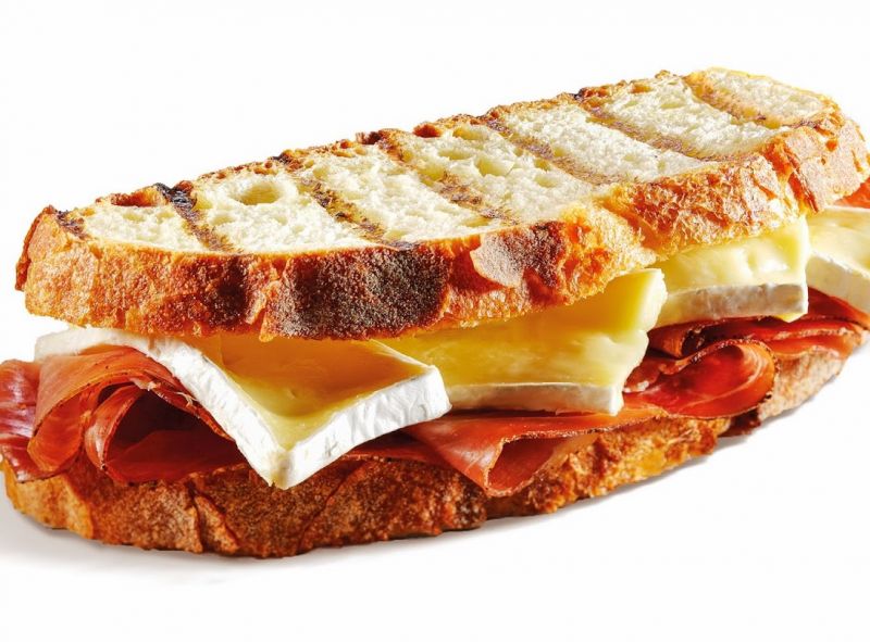 #gastrosofia L'autostrada per sua natura parrebbe trasmettere un'idea di indifferenza alle culture gastronomiche del territorio...
#TaccuiniGastrosofici #AccademiaItalianaGastronomia