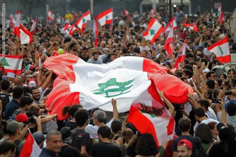 lebanonpics's tweet photo. إذا الشّعب يوماً أراد الحياة، فلا بدّ أن... https://t.co/nZfrysfaZc