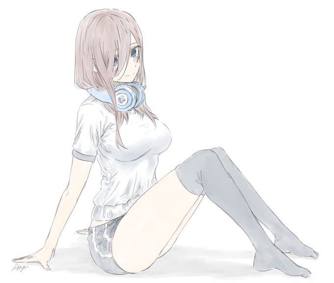 MiさんがTwitterに投稿した中野三玖(五等分の花嫁)のイラスト。