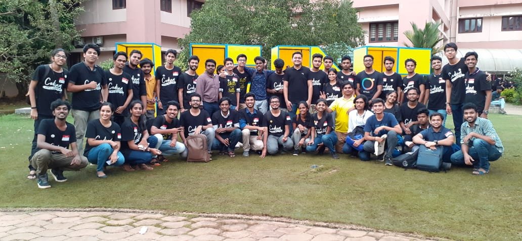 fossdot's tweet image. This is Us. #TinkerHub @TinkerHub #IEDC19 #IEDCSummit