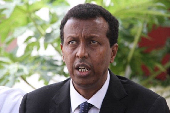 AliSiiad's tweet photo. Wasiirkii hore ee arrimaha dibada Soomaaliya, Yuusuf Garaad Cumar ayaa sheegay xilliga maxkamada ICJ ku beegtay dhegeysiga wareegga 2aad ee dacwadda badda ee Somalia oo ah june 2020, in ay tahay xilli waddanku ku jiro olole doorasho. https://t.co/HO7KUP6FNj