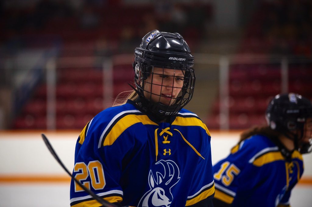 WHOC🏒 | <a href="/HornsWHockey/">Horns Womens Hockey</a> even out the weekend with a 2-1 victory over @HuskiesWHKY. Great job ladies! <a href="/UofLPronghorns/">Pronghorn Athletics</a> head up to Edmonton next weekend to take on <a href="/PandasHockey/">UofA Pandas Hockey</a>. Good luck on the road! Go Horns! 🤟
-
#YQL #uLeth #GoHorns
