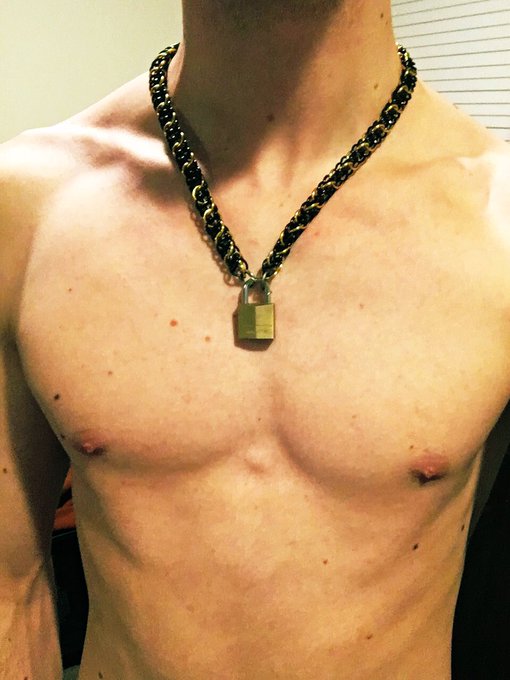 New collar, New haircut 🖤 Puppy is feelin good! 🐾 https://t.co/0kBQkfrBvz<a href="/tag/cumshot"class="tags"><span>#cumshot</span></a><a href="/tag/gayporn"class="tags"><span>#gayporn</span></a><a href="/tag/humanpup"class="tags"><span>#humanpup</span></a>