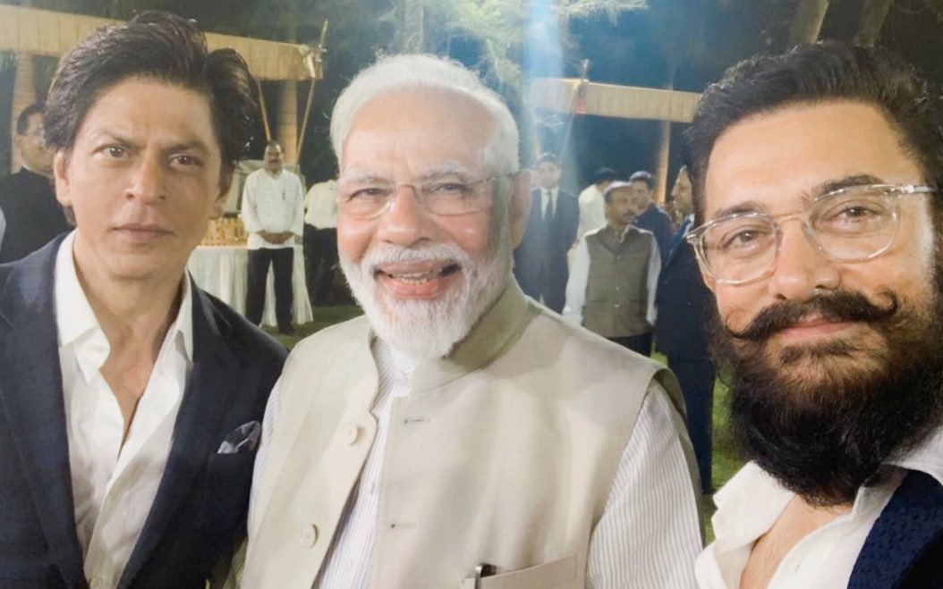 sttalkindia's tweet photo. If there's one picture of @narendramodi that is disgusting, here is it.
Both married Hindu girls.
Both Filmis.
Both do films mocking Hindu sentiments.
Both avoid hurting Muslim sensibilities.
One guy even claimed Intolerance by #ModiSarcar.
Why give audience?
#SorryPM https://t.co/wc3P8d9p9T