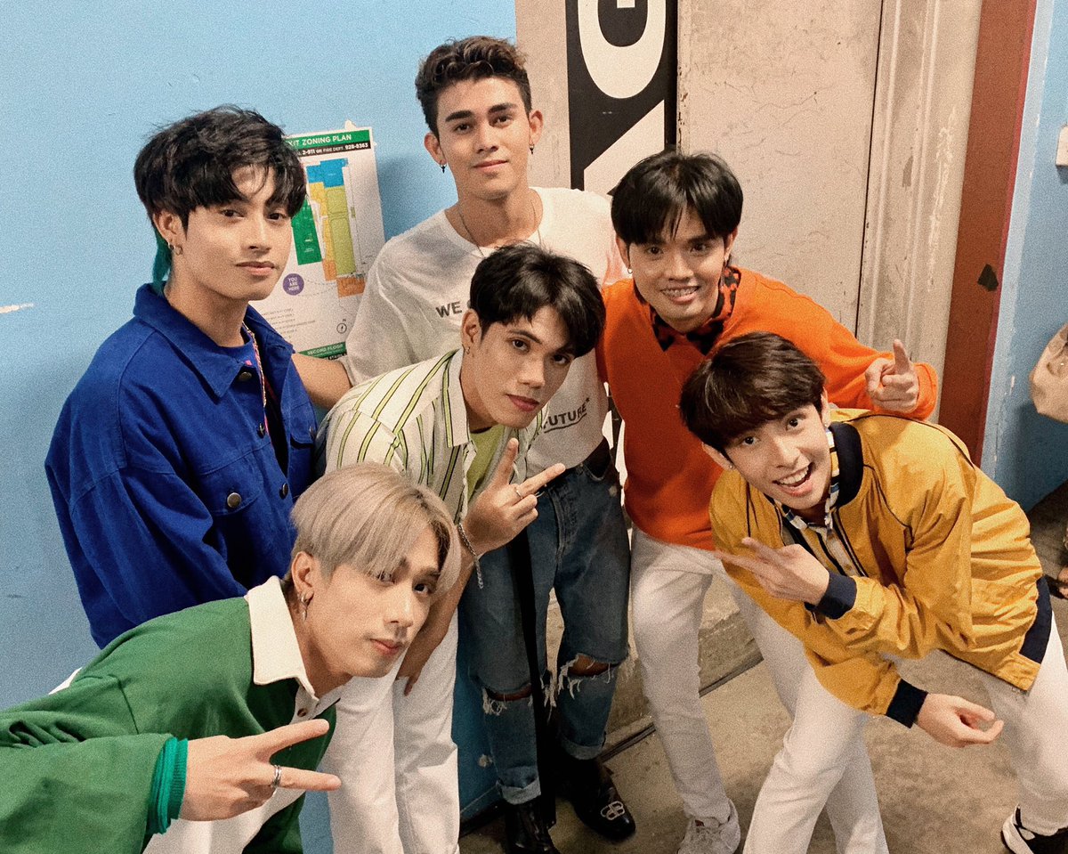 InigoDPascual's tweet photo. SB19 
GAME! Mga lodi! https://t.co/jzS9hWkn9V