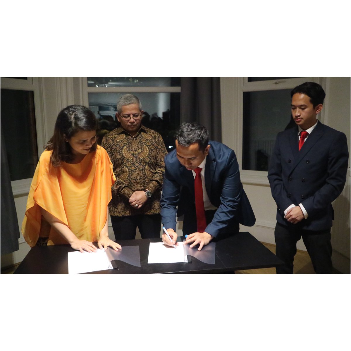 Atdikbud London tweet media