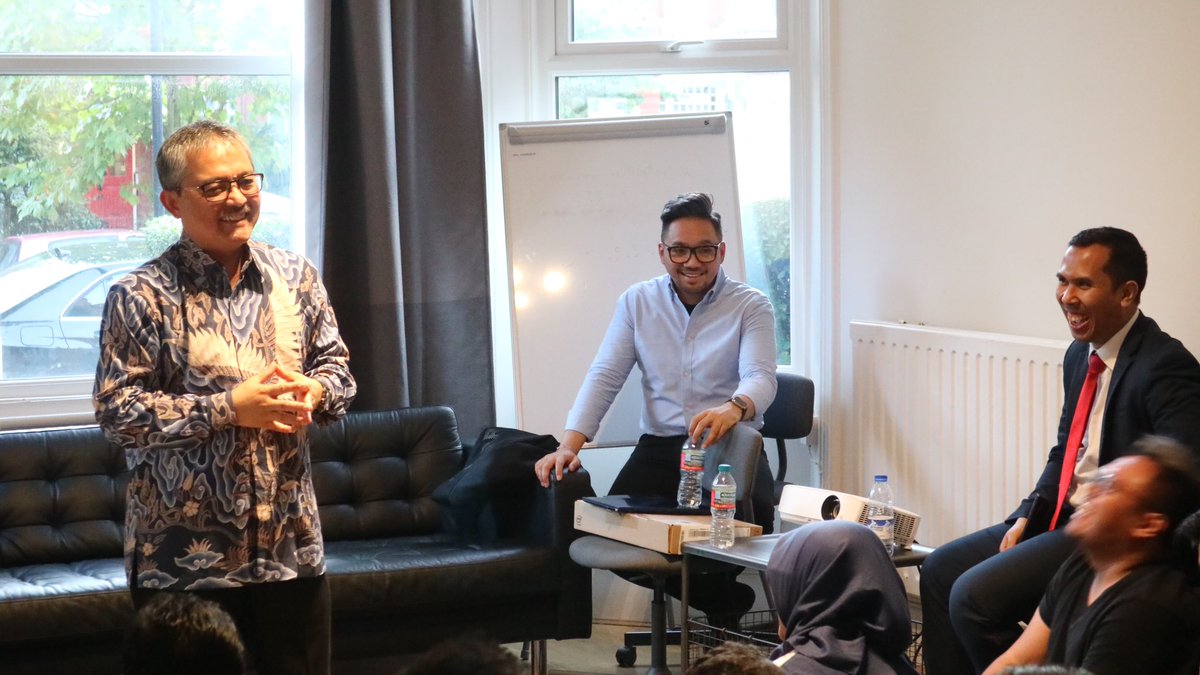 Atdikbud London tweet media