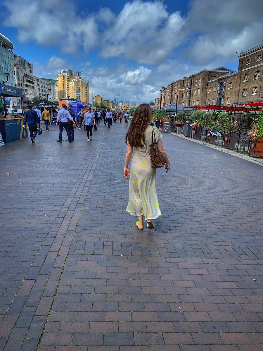 IamSandeepaDhar's tweet image. Wanderer 🧚🏻‍♀️
#underthebluesky #traveldiaries #StreetFlow