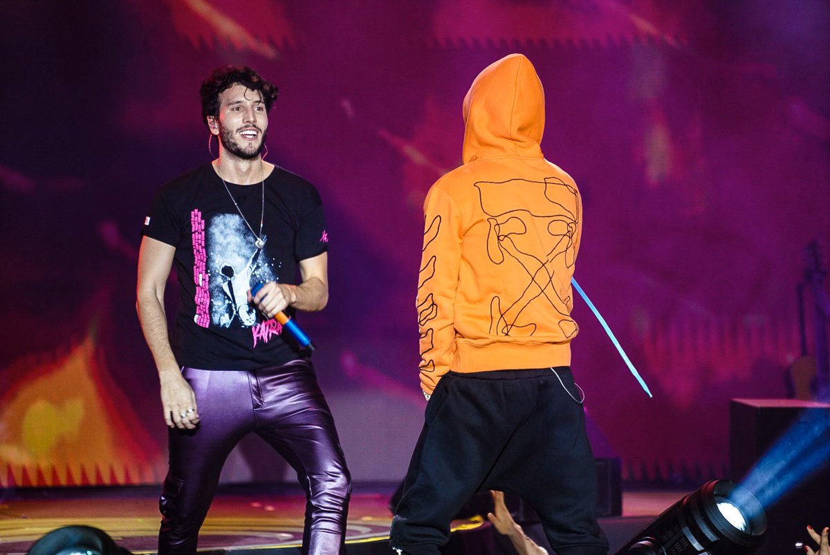 El Capitan Yandel presente en #Medellin #Colombia Gracias <a href="/SebastianYatra/">Sebastian Yatra</a>  por la invitación #EnCero #EnCeroRemix pronto! #Bruuttal