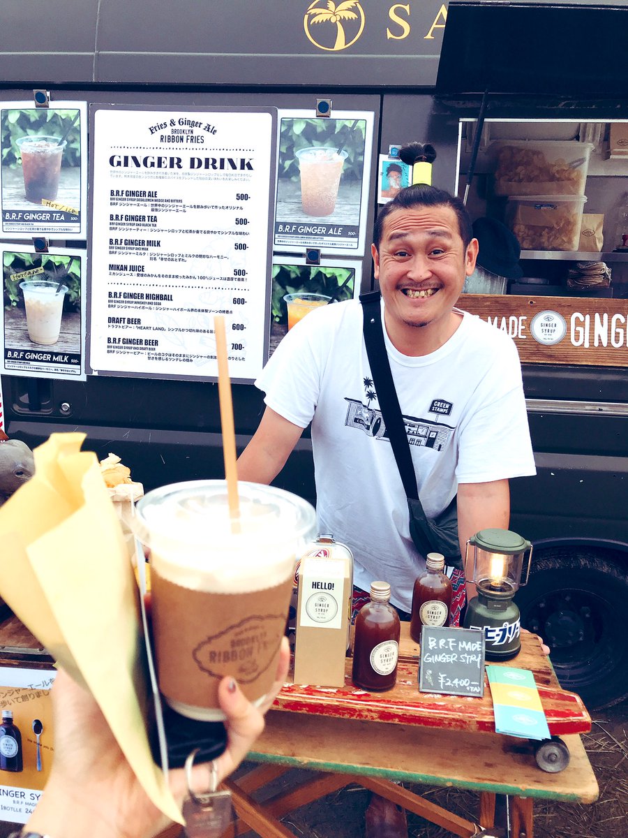 キューバサンドと、
突然のちょんまげさんから
getしたジンジャーミルクで
一瞬のNEWTOWNライブ後
楽しめました🧚‍♀️

ちょんまげの絵文字ってないの