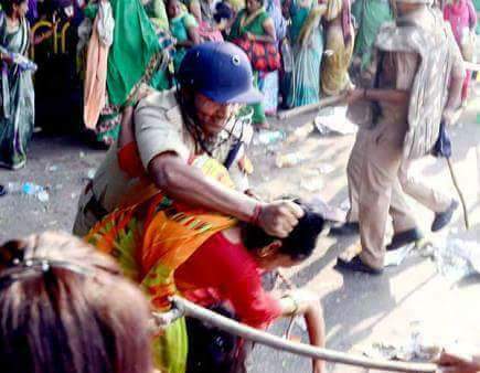 DharampalH's tweet photo. @aajtak #SAVE_KASHMIR
🙏💓🙏I’d urge to #UN (#UNITED_NATIONS) & EACH and EVERY country to watch,consider & restore #BASIC_HUMAN_RIGHTS OF #KASHMIRIS & #CERTAIN_INDIAN_MINORITIES https://t.co/v6XOFJ2cmE