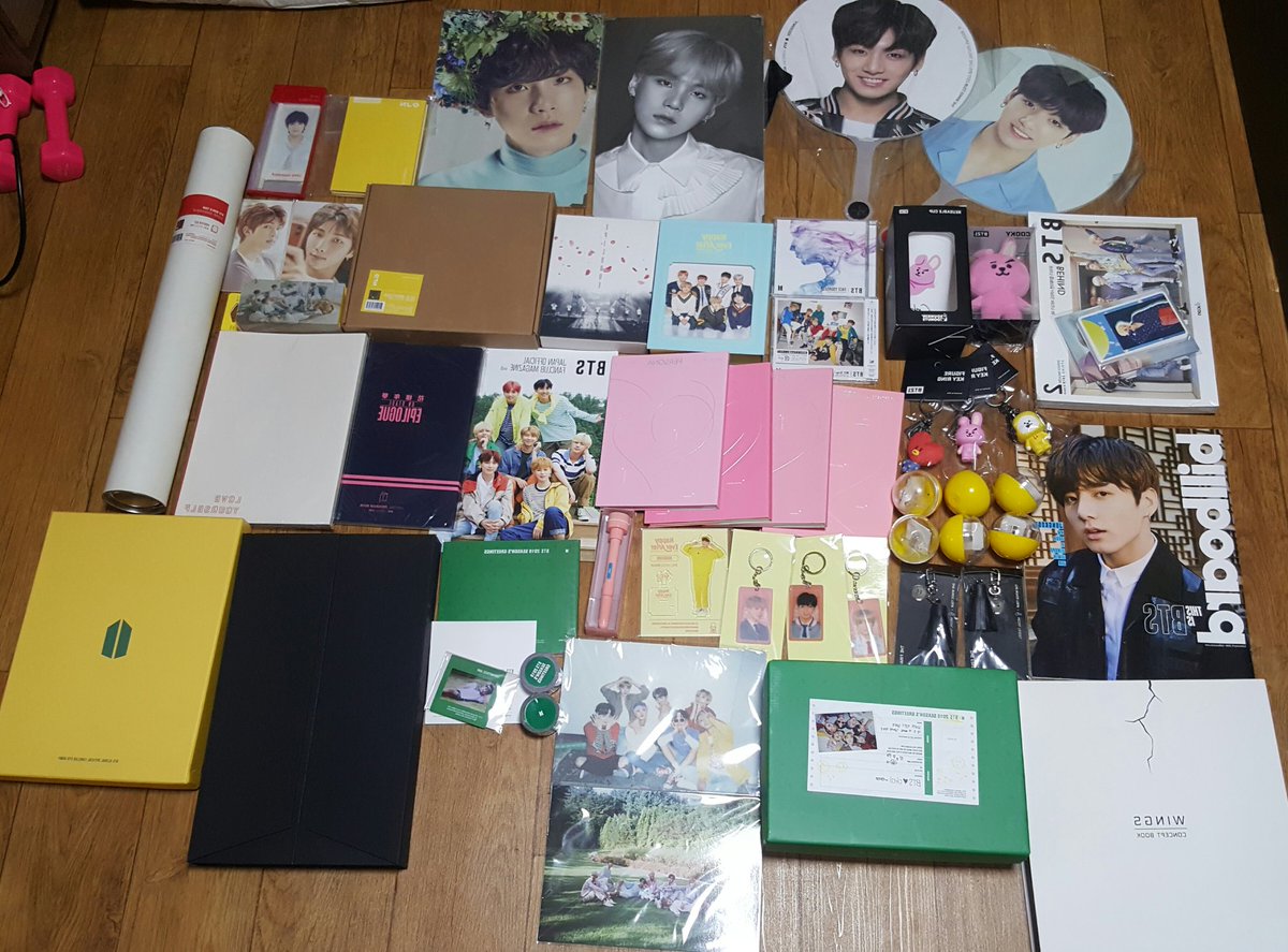 buy_transaction's tweet photo. 방탄굿즈양도합다💕
#오늘굿즈 #럽셀콘굿즈 #머스터굿즈 #윙파콘굿즈 #btsbvb #이미지피켓 #프포 #아크릴시계 #포스터 #인화사진 #방탄굿즈양도 #bt21굿즈 #렌티큘러키링 #일본앨범 #오늘엽서 #정국피켓 #앨범양도 #윤기프포 #오늘인화사진 #방탄소년단굿즈 #bts굿즈 #DVD #럽셀포스터 #컨셉북 https://t.co/gOjPgzm88c