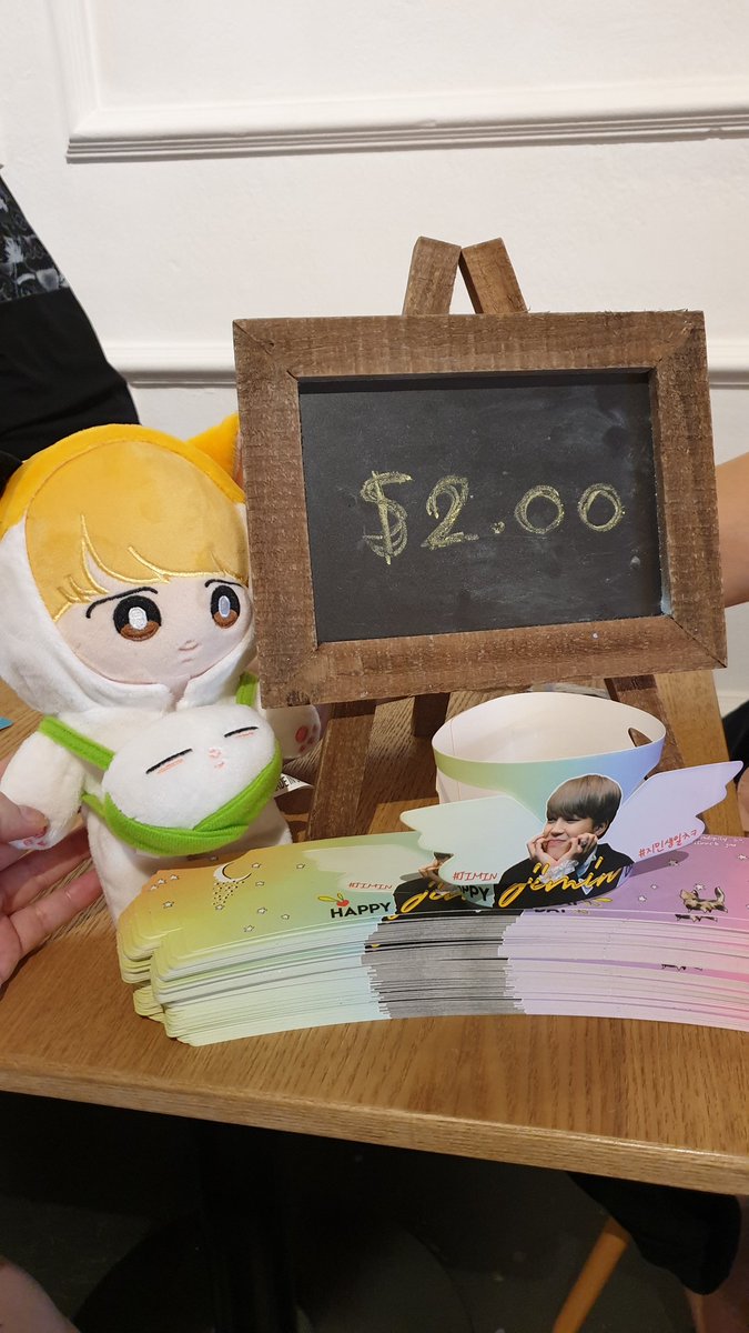 951013sg's tweet photo. We're here at #lachimolala1310 beside the admin table! Come get the pretty cupsleeves💖💜💕 https://t.co/r82Vr7zGh6