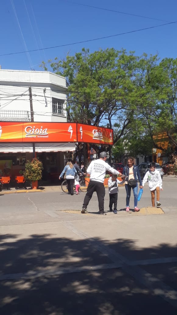 BibianaAtala's tweet photo. #Moreno
Por nuestro Próximo Intendente 🇦🇷🇦🇷🇦🇷🇦🇷
@AnibalAsseffOk 
Por una mejor calidad de Vida. Queremos un distrito con Servicios, limpio, más Seguro, con mejores  Salas de Salud. 
El 27 de octubre #TuVotoVale 
#Lista135 https://t.co/19DZ5GHWrm