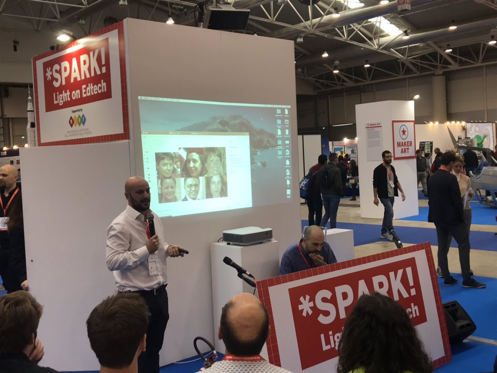 Societing_SC's tweet photo. Oggi alla @MakerFaireRome siamo con @AndreaGeremicca, CMO e co-fondatore di @impactscool, un'organizzazione che porta l'educazione sull'#innovazione e sulle #tecnologie in tutto il mondo.

#MFR2019 #societing https://t.co/Oy8FqQe8BO